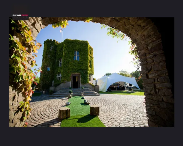 Capri marquee hire photo